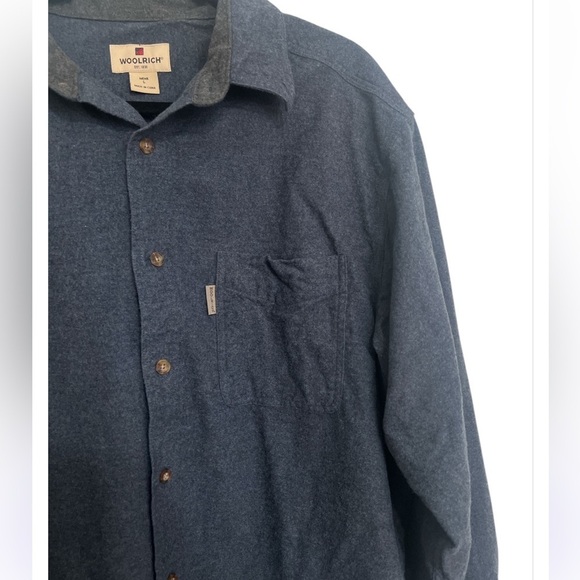 Woolrich Button Down Chamois Flannel in Midnight Blue Heather - Picture 4 of 7